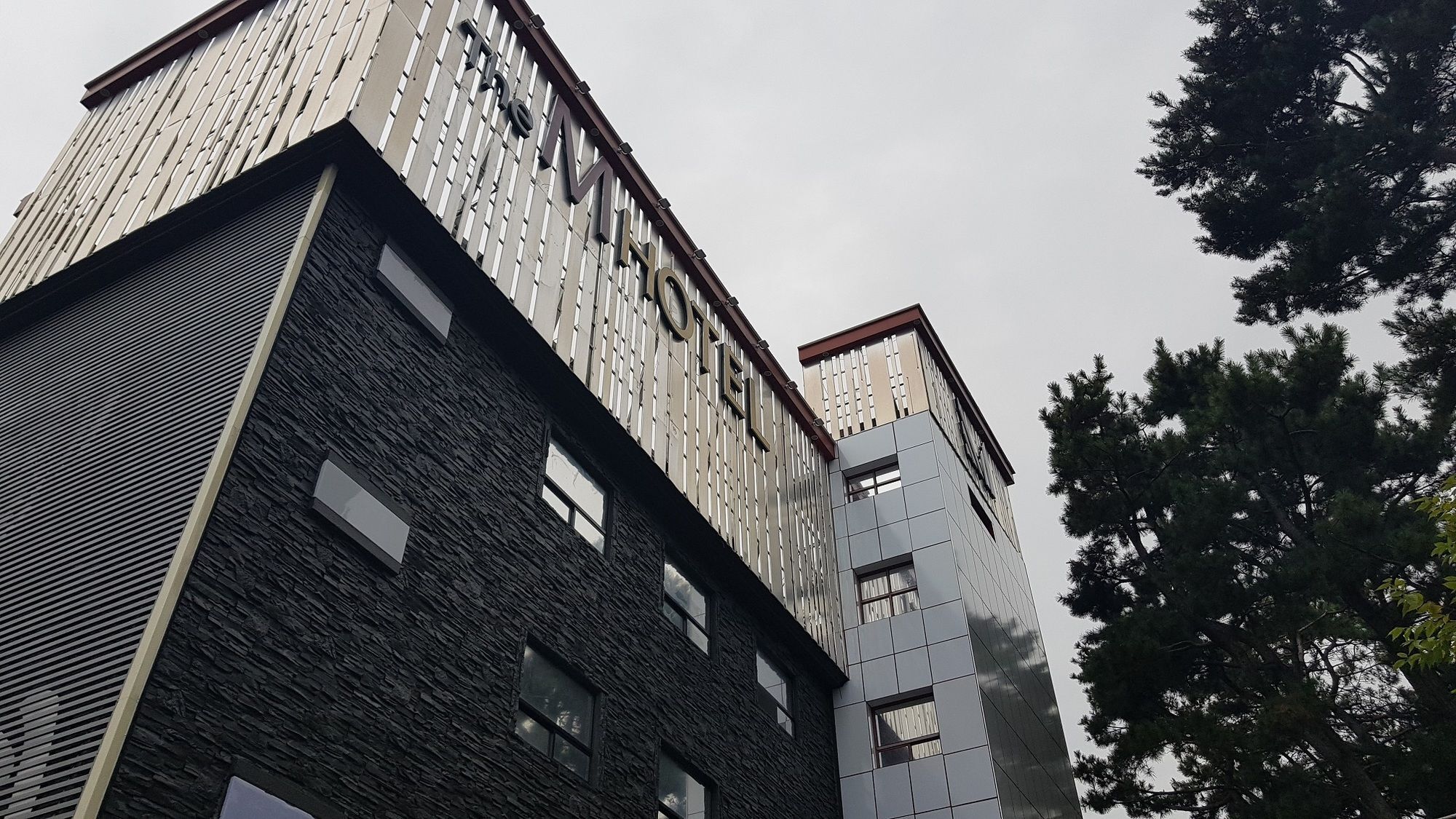 The M Hotel Μπουσάν Εξωτερικό φωτογραφία