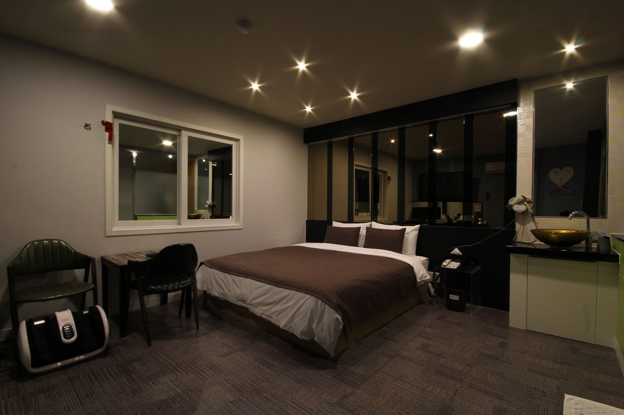 The M Hotel Μπουσάν Εξωτερικό φωτογραφία